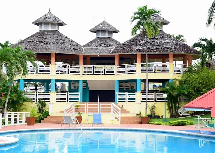 Poolside Mystic Apt 9a * Ocho Ríos